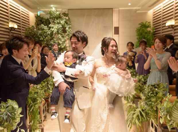 最高のスタッフさんとカジュアルアットホームパーティの挙式実例画像