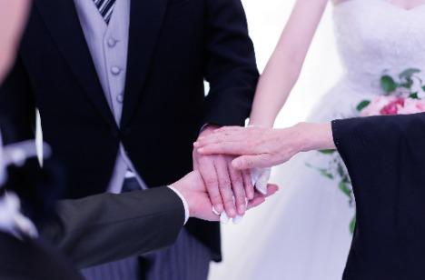 大好きなゲストの皆様と過ごすアットホームWDの挙式画像