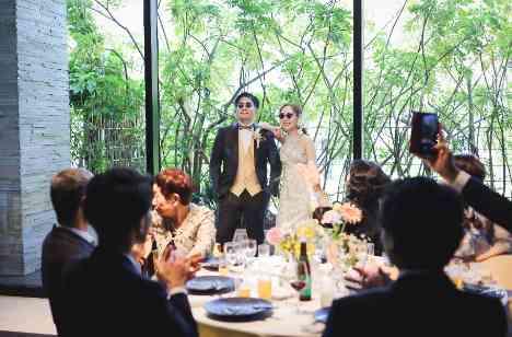 at home wedding　partyの演出画像