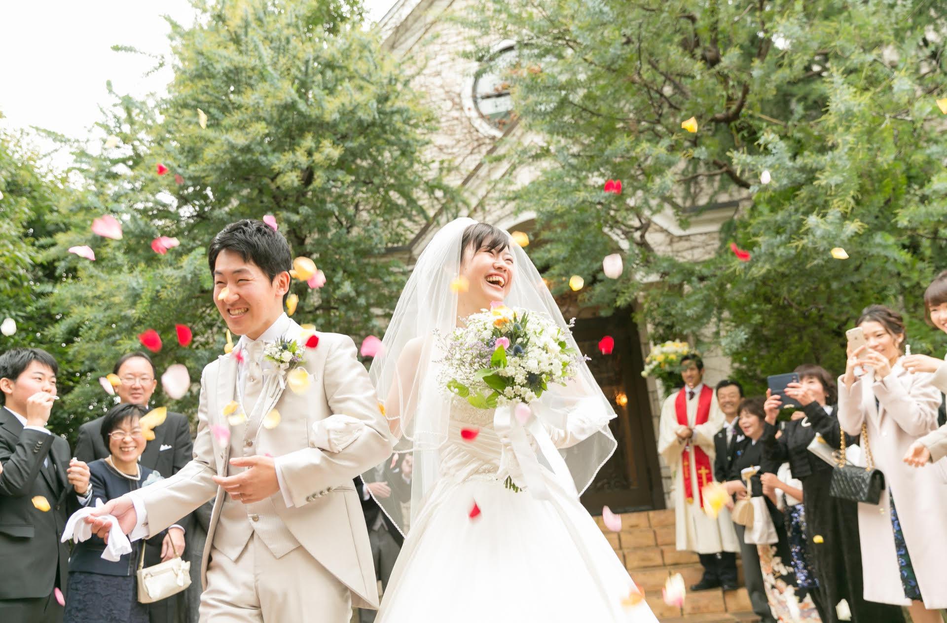 *。Natural Weddding+。の挙式画像