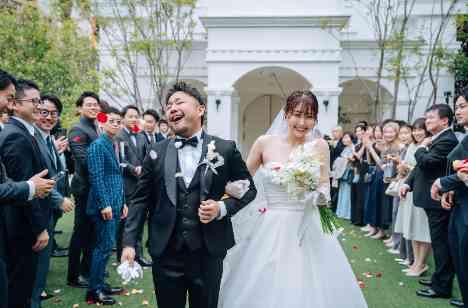 感謝を込めてアットホームWEDDINGの挙式画像