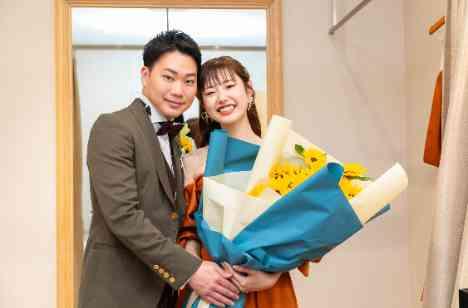 洗練された空間でのぬくもりが感じられる結婚式の演出画像