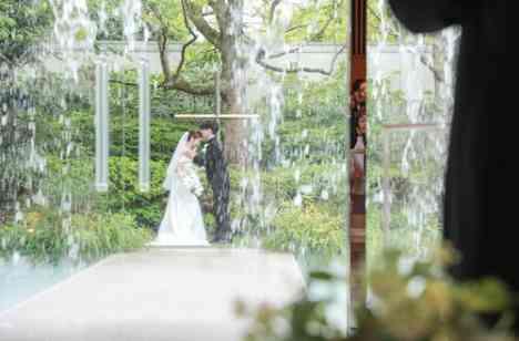 陽だまりのような温かさを感じられる結婚式の演出画像
