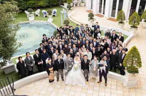 【上品×開放感】憧れを詰め込んだ結婚式の披露宴画像