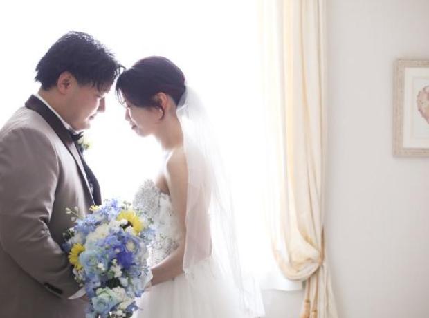 大好きなゲストの皆様とのあたたかいお時間の挙式実例画像