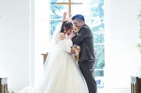 ゲストの皆様が見たことのないご結婚式をの挙式画像