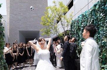 趣味の「サッカー」でおもてなしの挙式画像