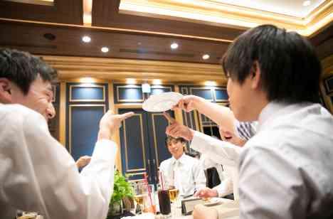 会話を楽しむ大人のレストランウエディング♪の演出画像