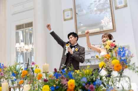 県内駅近でのナチュラルなウェディングの披露宴画像