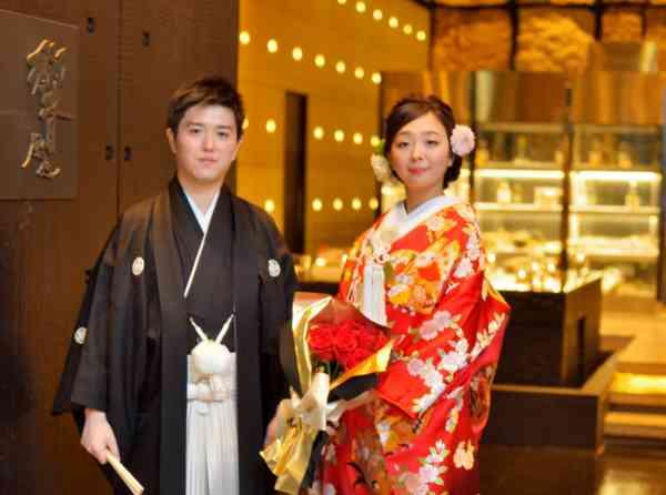 和の趣を感じる神前式＆200坪の庭園と開放的な披露の挙式実例画像
