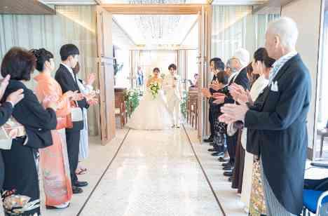 感謝とおもてなしに溢れたゆったりWEDDINGの挙式画像
