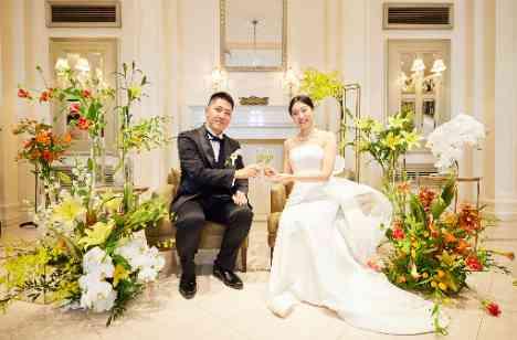 大好きな人たちに囲まれて 笑顔と感謝の結婚式の披露宴画像