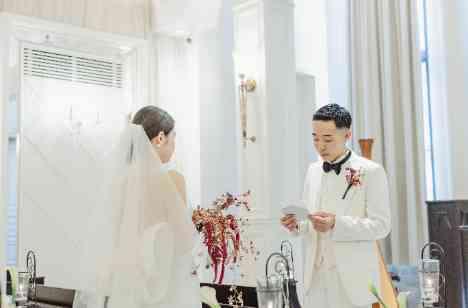 衣装と演出が素敵なスタイリッシュ結婚式の準備・打ち合わせ画像