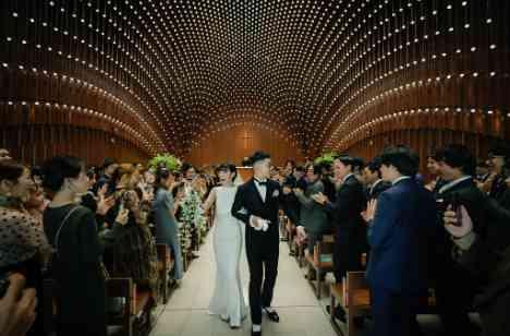 上質×洗練に包み込まれたWedding Dayの挙式画像