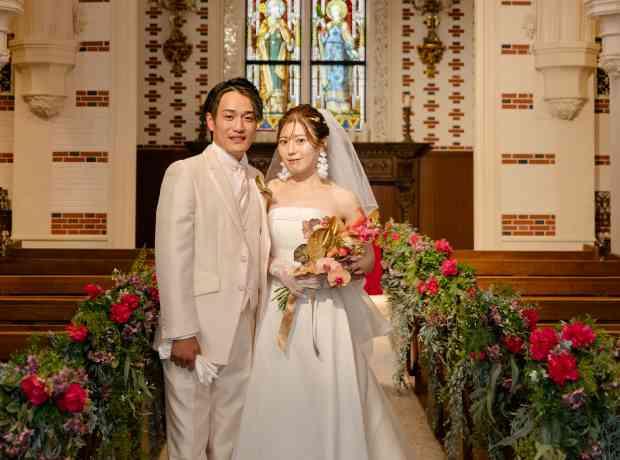 こだわりが詰まったお2人らしい結婚式の挙式実例画像