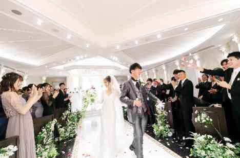 念願の憧れが叶う場所を大切な家族と共に…の挙式画像