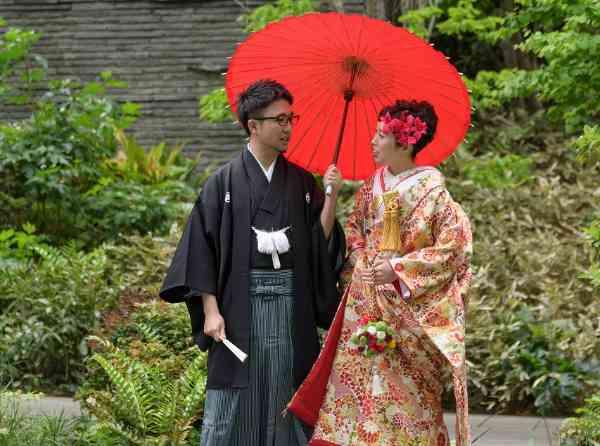 風薫る庭園での本格神前式の挙式実例画像