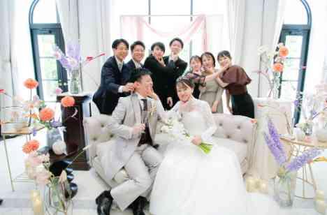 距離感を大切にした《アットホームWEDDING》の披露宴画像