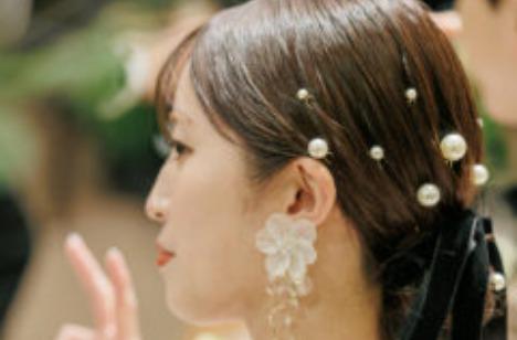 お二人のこだわりを詰め込んだアットホームな結婚式の挙式画像
