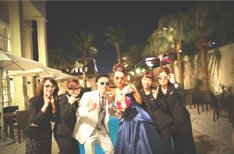 サングラスで叶えるパパママの結婚式の準備・打ち合わせ画像