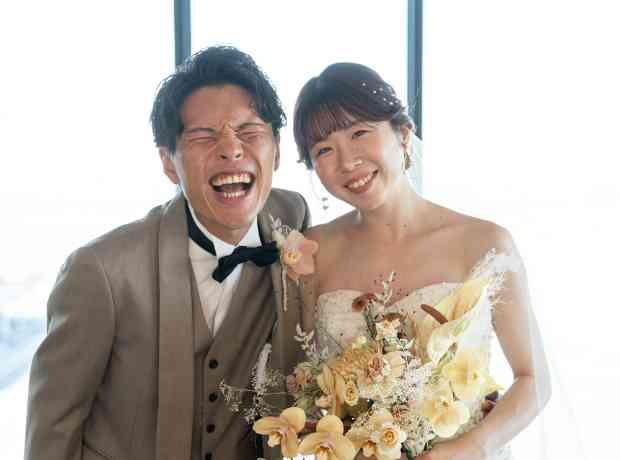 涙と笑いのおふたりらしさ全開の結婚式の挙式実例画像