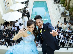 海が大好きな二人が叶えた、リゾートウエディングの挙式実例画像