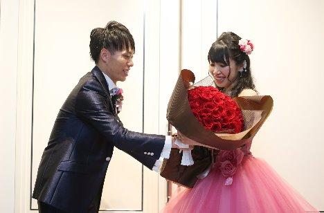 ゲストとの距離感を大切に、和やかに過ごす一日の披露宴画像