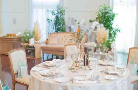 【59名】カジュアリーフォーマルWeddingの挙式画像