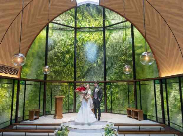 笑顔と涙があふれる心温まる最高の結婚式の挙式実例画像