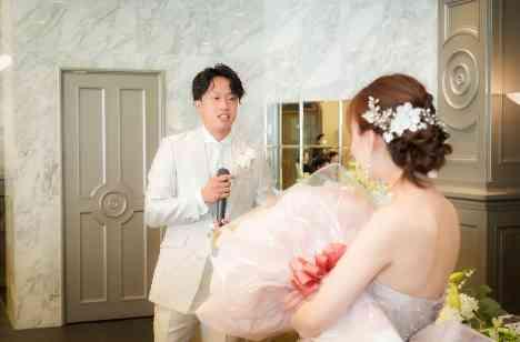 一瞬一瞬鮮明に記憶に残るふたりの結婚式の演出画像