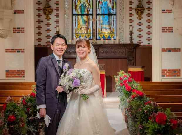 お二人らしさ全開笑顔あふれる結婚式！の挙式実例画像