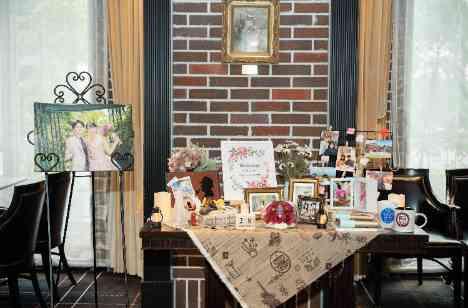 大好きな人とモノに囲まれたお二人らしい結婚式の準備・打ち合わせ画像