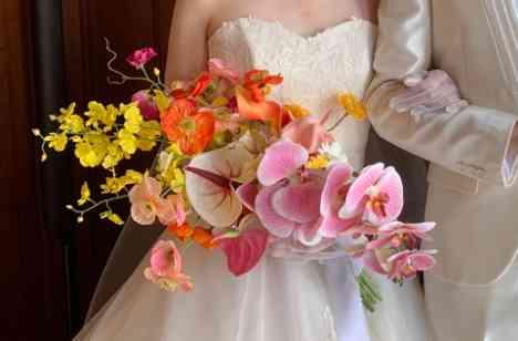 オシャレ春っぽ可愛さも取り入れたアットホーム結婚式の準備・打ち合わせ画像