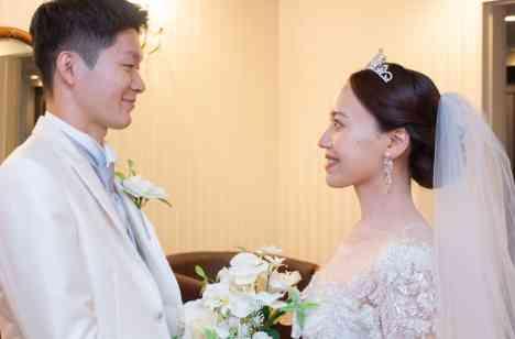 カラフルな色合いで華やかで可愛らしい結婚式の演出画像