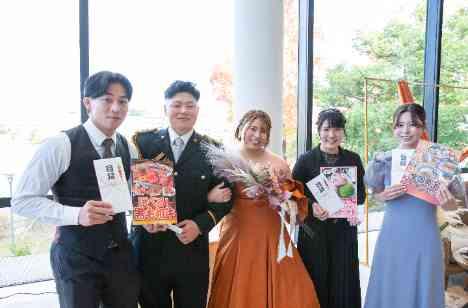 カジュアルでPOPなおふたりらしさ全開の結婚式の演出画像