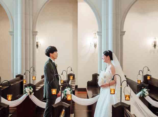 温かいスタッフのみなさんと作る結婚式の挙式実例画像