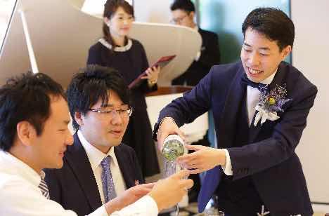 アットホームな雰囲気での披露宴画像