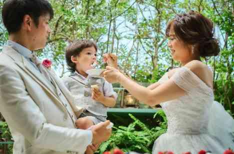 お子様と愛犬と一緒に Family Weddingの披露宴画像
