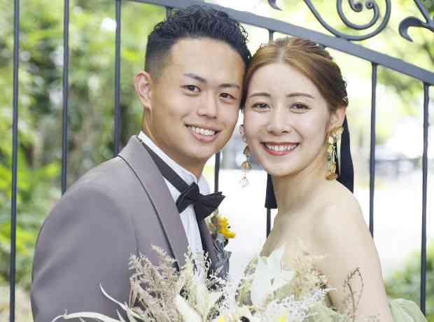 ゲストとの距離感が近いアットホームな結婚式の挙式実例画像