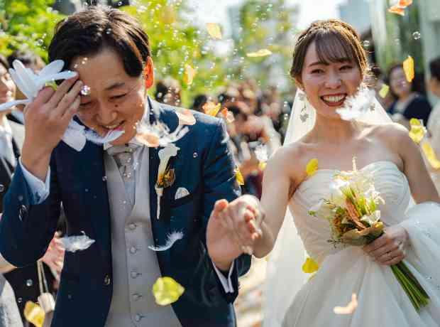 こだわりコーディネートでゲスト参加型Weddingの挙式実例画像