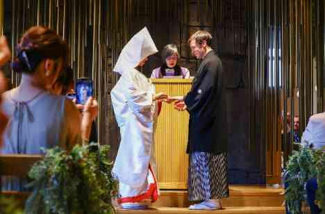 【EasyGoing！】二つの文化が織りなす結婚式の挙式画像