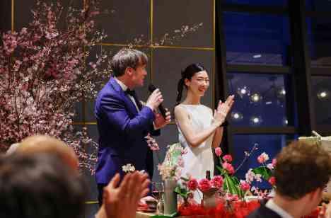 【EasyGoing！】二つの文化が織りなす結婚式の披露宴画像