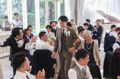 涙あり笑いありの忘れられない最高な一日の披露宴画像