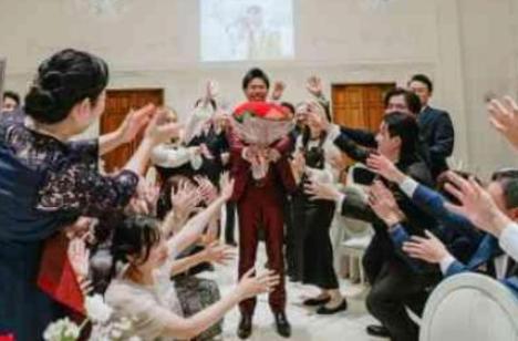 サプライズ×笑顔　感謝の気持ち溢れるファミリーWの演出画像