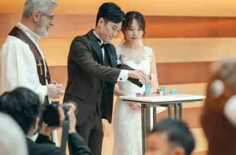 東京タワーを見ながら叶えた『全員が楽しめる結婚式』の挙式画像