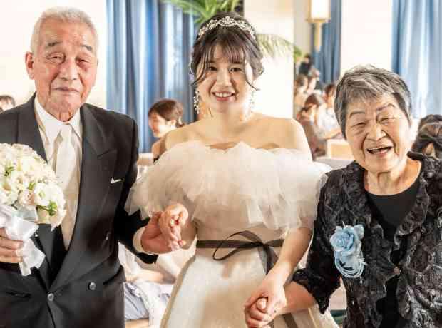  【 50名party 】新婦が輝くの挙式実例画像