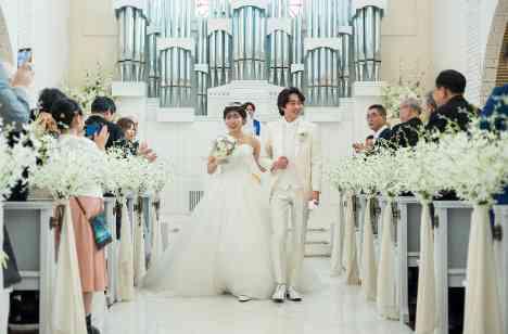 新郎新婦もゲストも満足度が高い結婚式の挙式画像