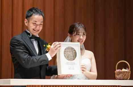 心からの感謝を伝えるWedding Dayの挙式画像