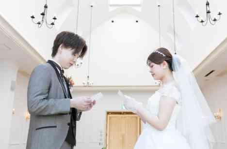 『思う』気持ちがあふれたウェディングの準備・打ち合わせ画像