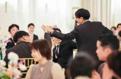 お二人らしく想いを伝え最高に盛り上がる結婚式の挙式画像
